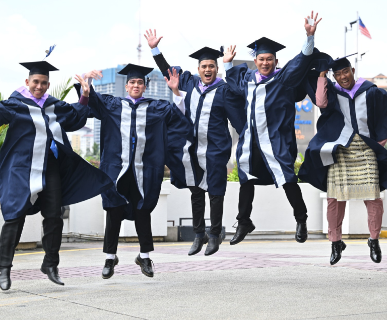 Adakah Sijil Ijazah OUM Tidak Diiktiraf?