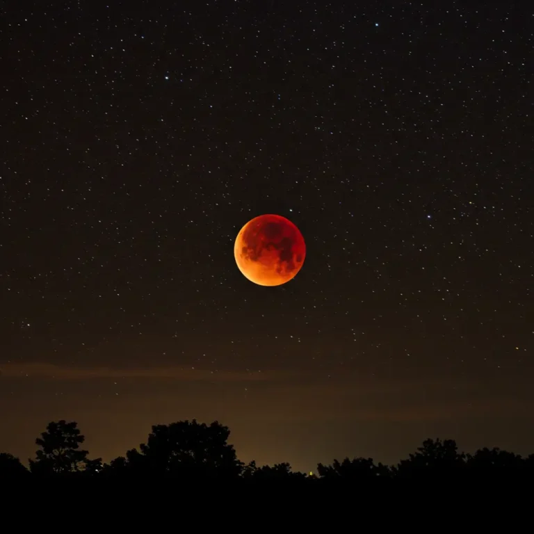 Saksikan Fenomena Gerhana Bulan Penuh 'Bulan Berdarah' di Malaysia 10 Fenomena Gerhana Bulan Penuh
