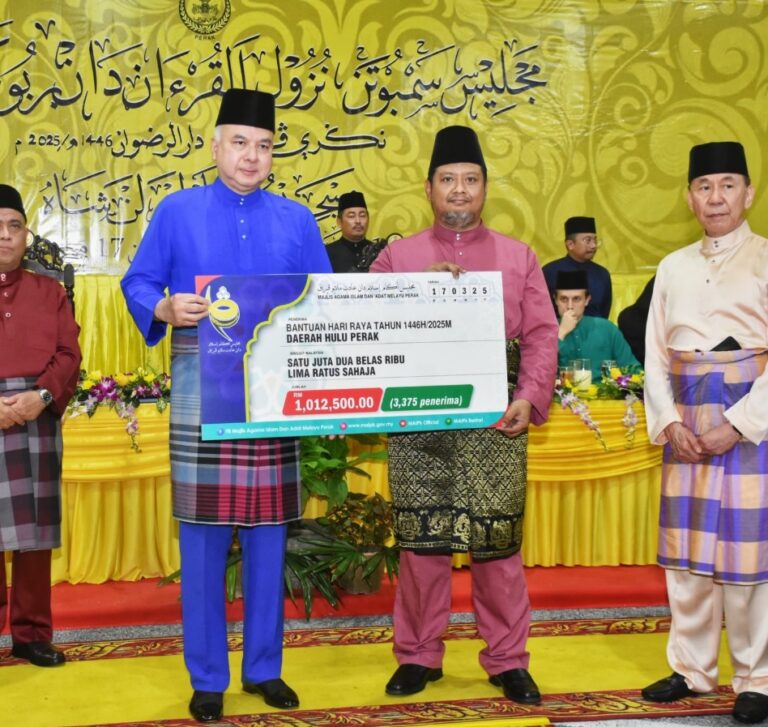 Sultan Nazrin berkenan sampaikan sumbangan hari raya