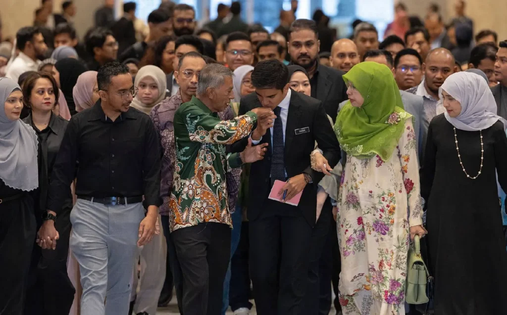 Bella Astillah Menangis Gembira Pembebasan Kes Syed Saddiq 3