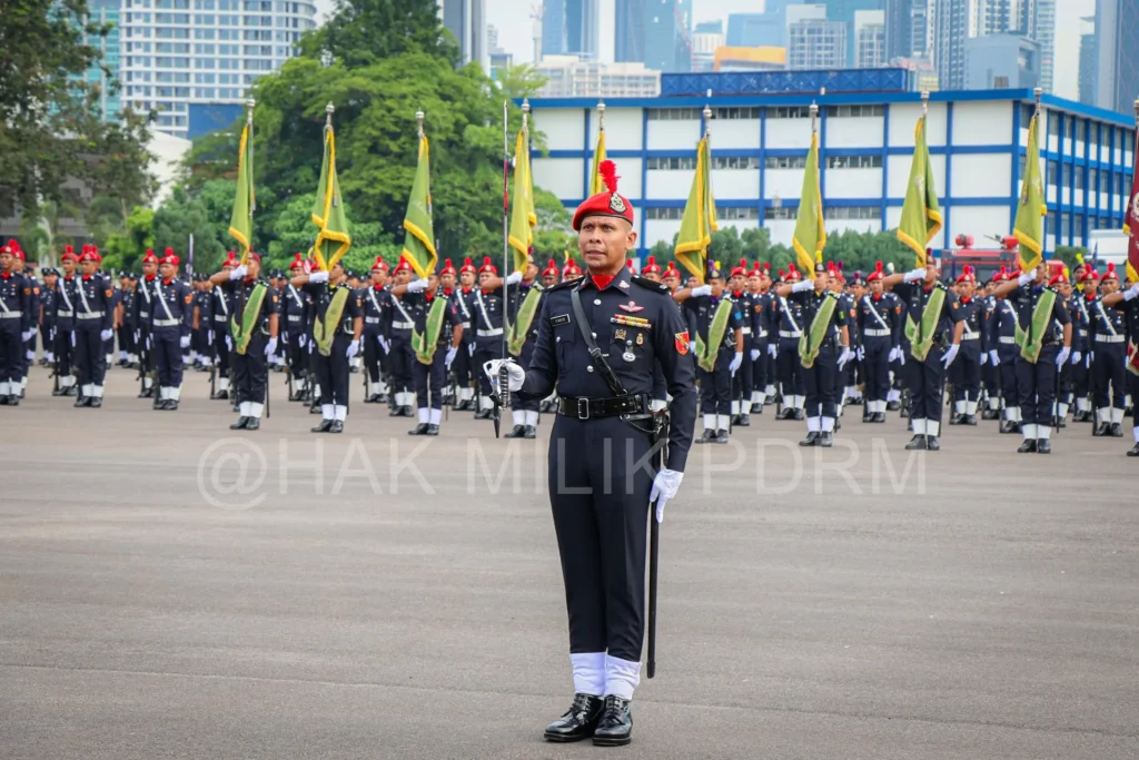 KPN Baru: Mohd Khalid Ismail Bawa 'Senjata Rahsia' ke PDRM 11 KPN Baru Mohd Khalid Ismail 19
