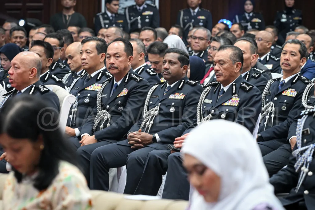 KPN Baru: Mohd Khalid Ismail Bawa 'Senjata Rahsia' ke PDRM 5 KPN Baru Mohd Khalid Ismail 5