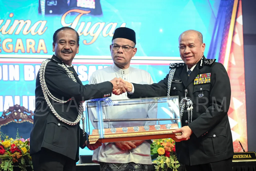 KPN Baru: Mohd Khalid Ismail Bawa 'Senjata Rahsia' ke PDRM 2 KPN Baru Mohd Khalid Ismail 7