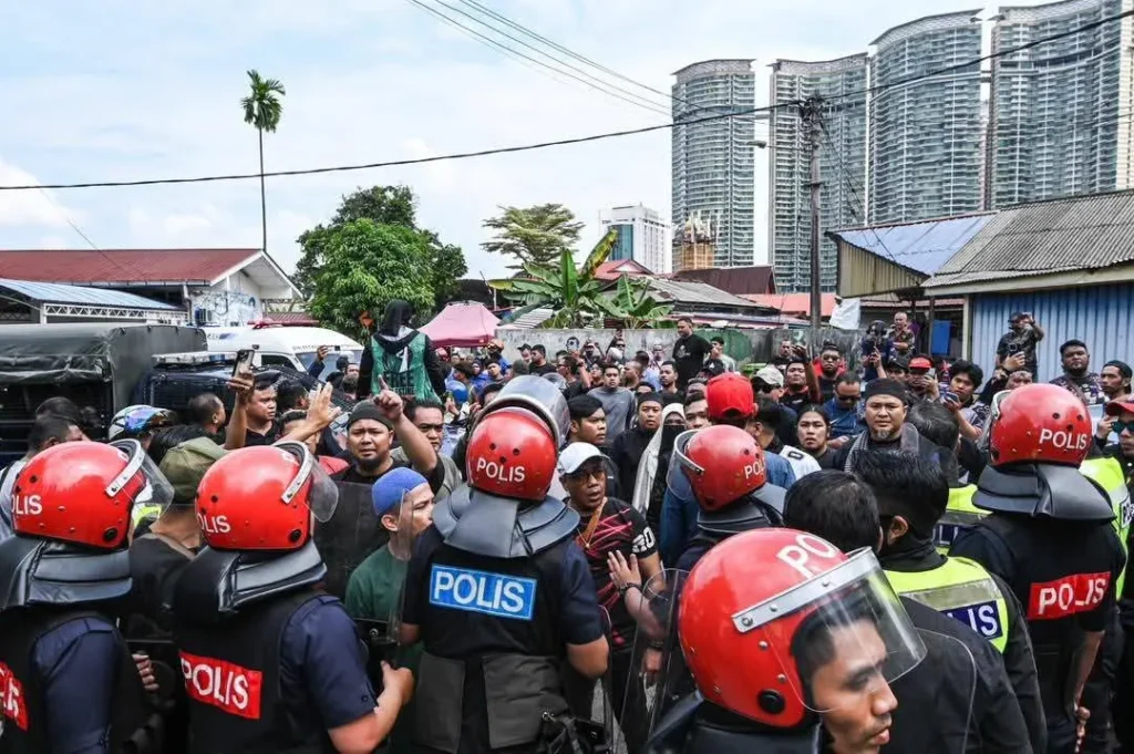 Pengusiran Kg Sungai Baru 3